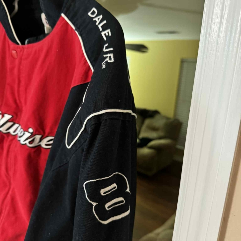 Dale Earnhardt Jr  Lg Winners Choice Budweiser Black and Red Jacket Like New T4 - Picture 3 of 4